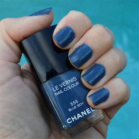 chanel blue nail polish 2015|chanel nail varnish gift set.